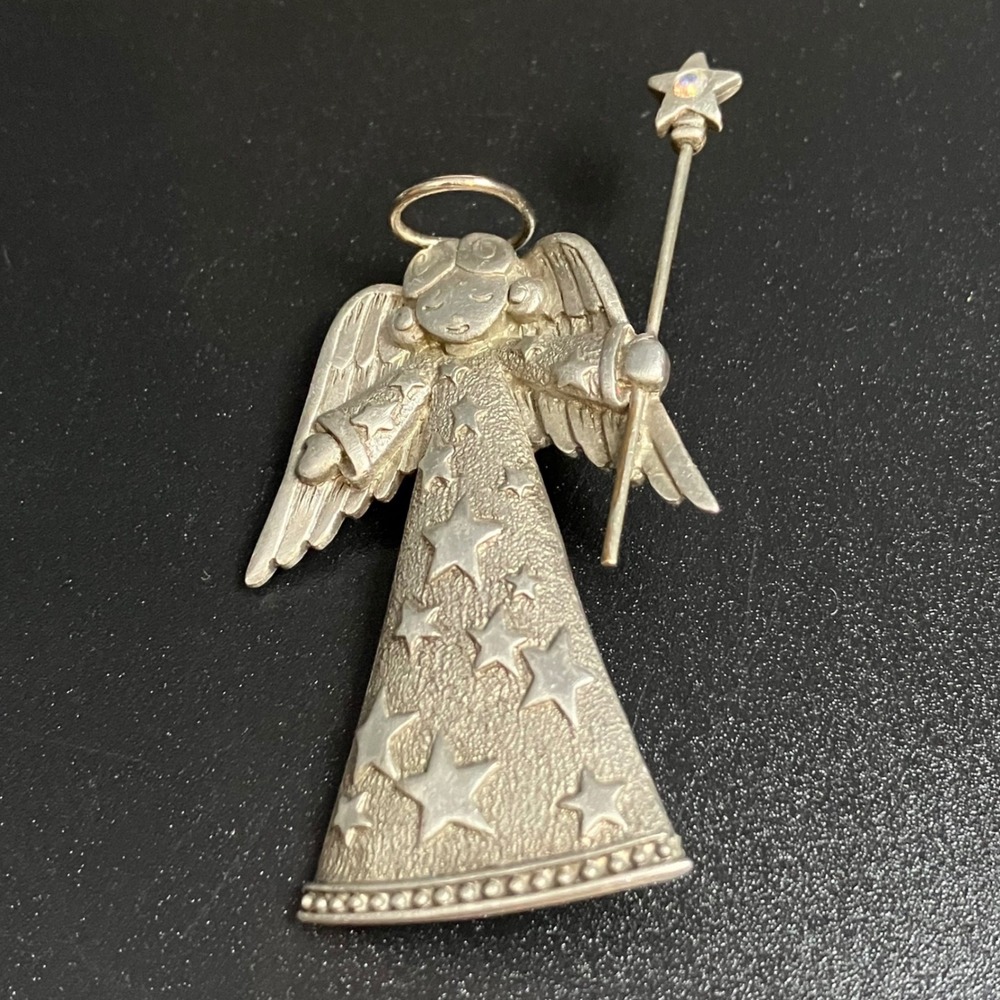 Vintage Angel Brooch Silver‎ Tone Celestial Whimsical Novelty Pin 80s Jewelry